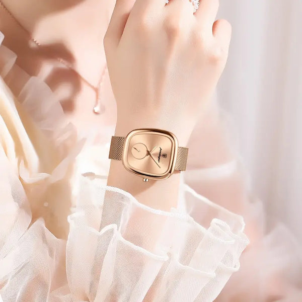 Damenuhr mit Edelstahlarmband. Gold oder Silber.