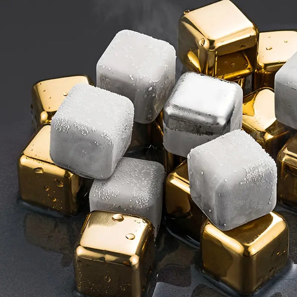 Coole Drinks, edle Form: Goldene 12er-Set Edelstahl Eiswürfel