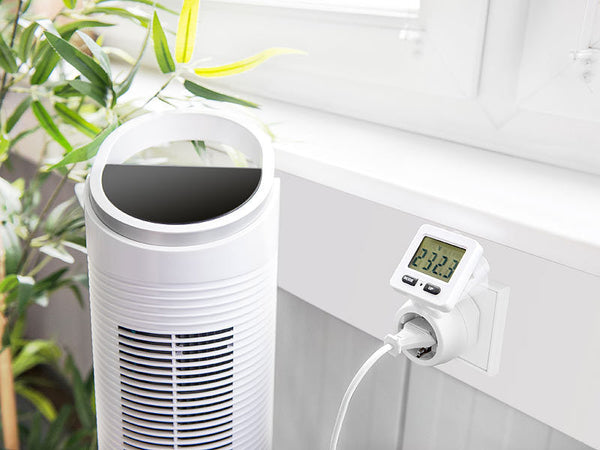 Strom sparen, jetzt: Energiekosten-Messer und Stromverbrauchzähler mit drehbarer Anzeige