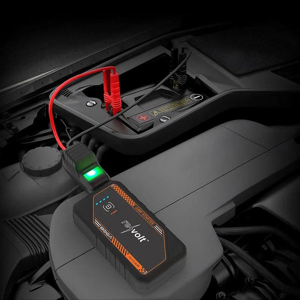 Kfz-Starthilfe startet Ihr Auto zuverlässig bei leerer Batterie! 7.200 mAh, 800 A Peak, 12 Volt, mit heller LED-Leuchte.